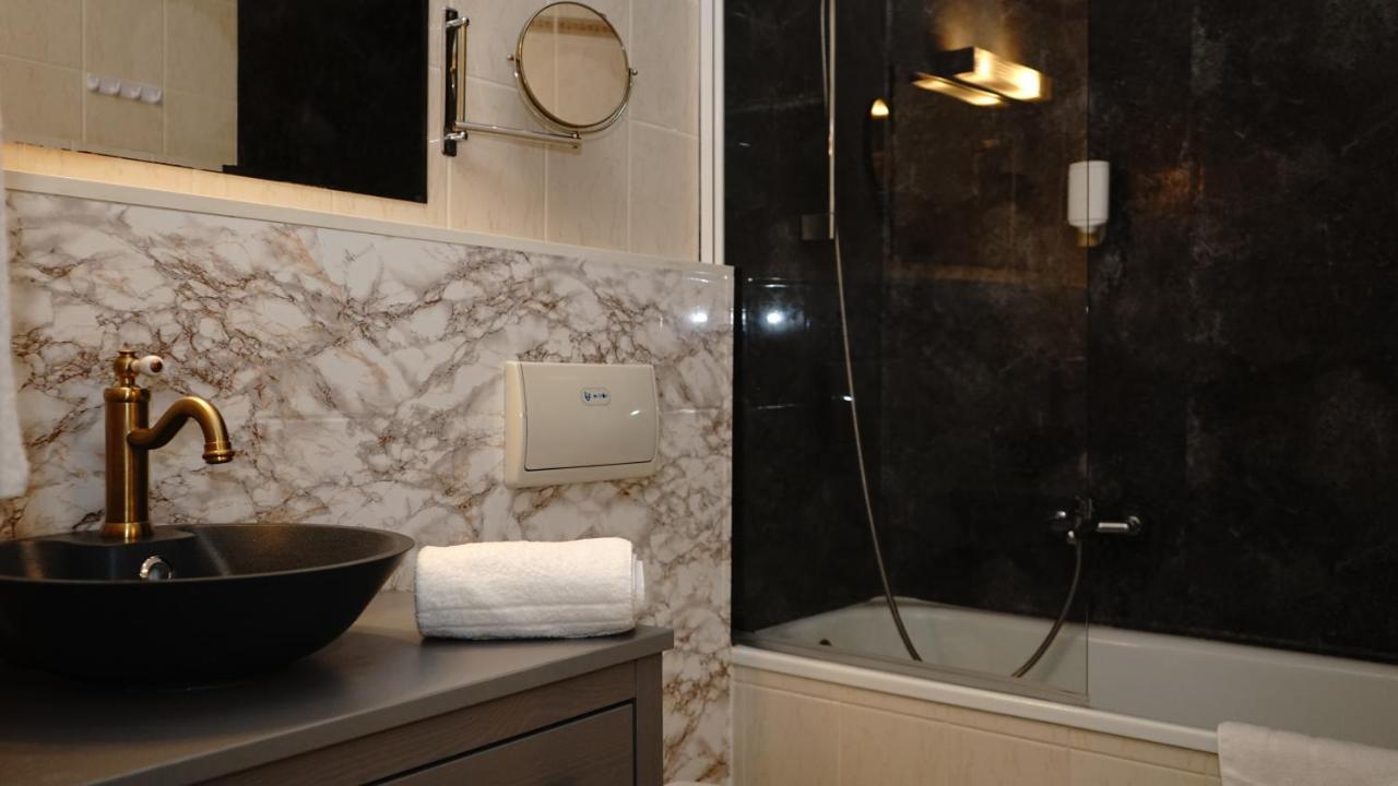 Quarto Individual Standard