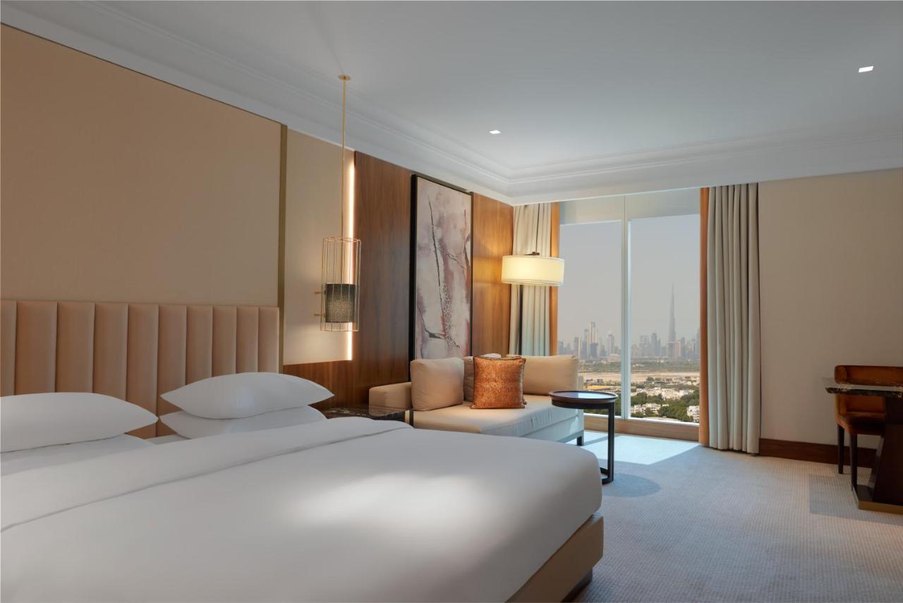 Quarto com Cama King-size e Vista Panorâmica