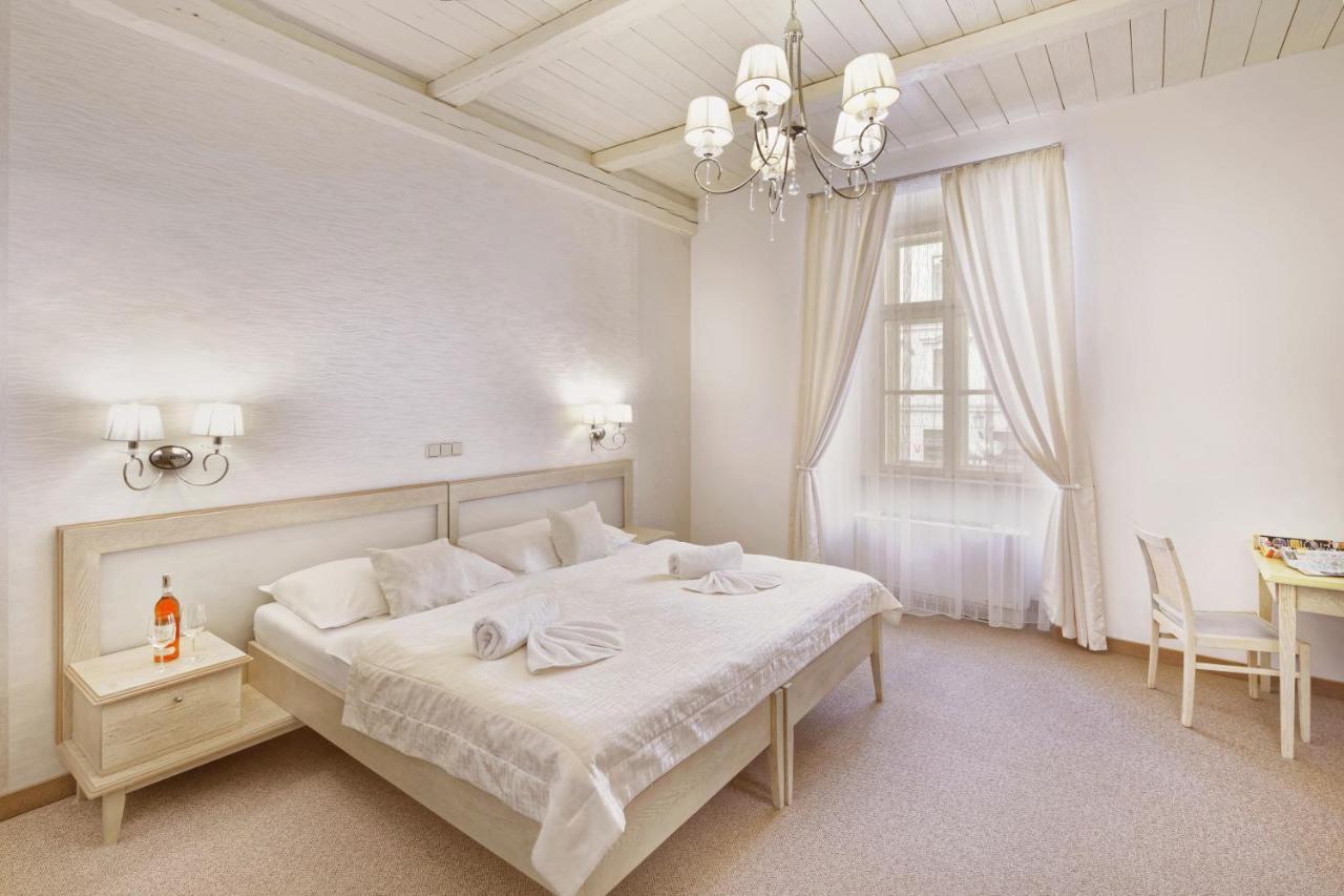 King Studio Sofa Bed