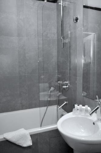 Camera Doppia con Letti Singoli