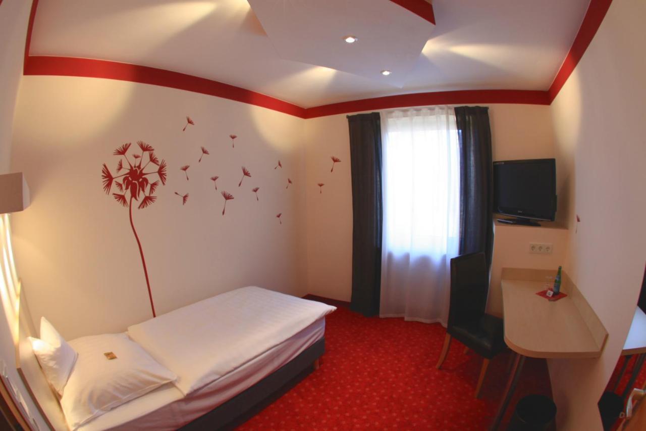 Comfort Single Room