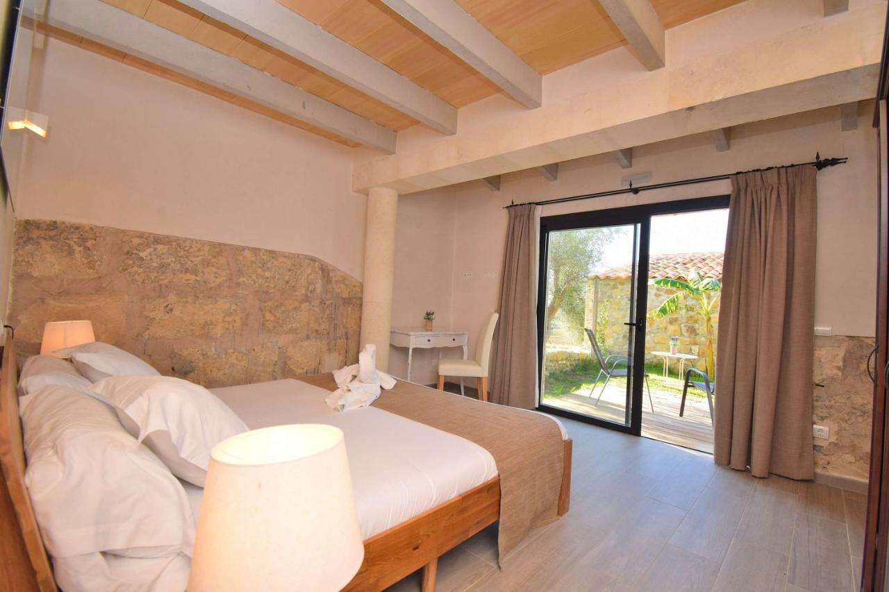 Double Room with Garden View or Terrace,1077159112:JPEG