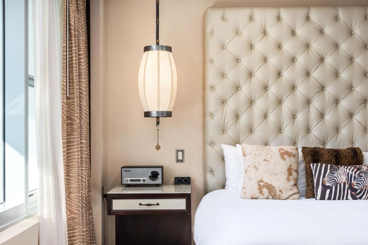Cabana Room