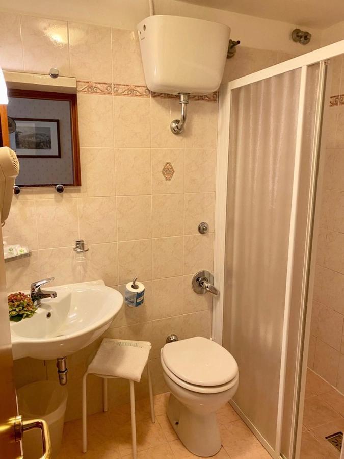 Classic Single Room,1369898144:JPEG