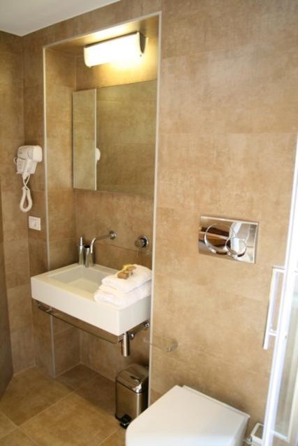 Double Room,1196075716:JPEG