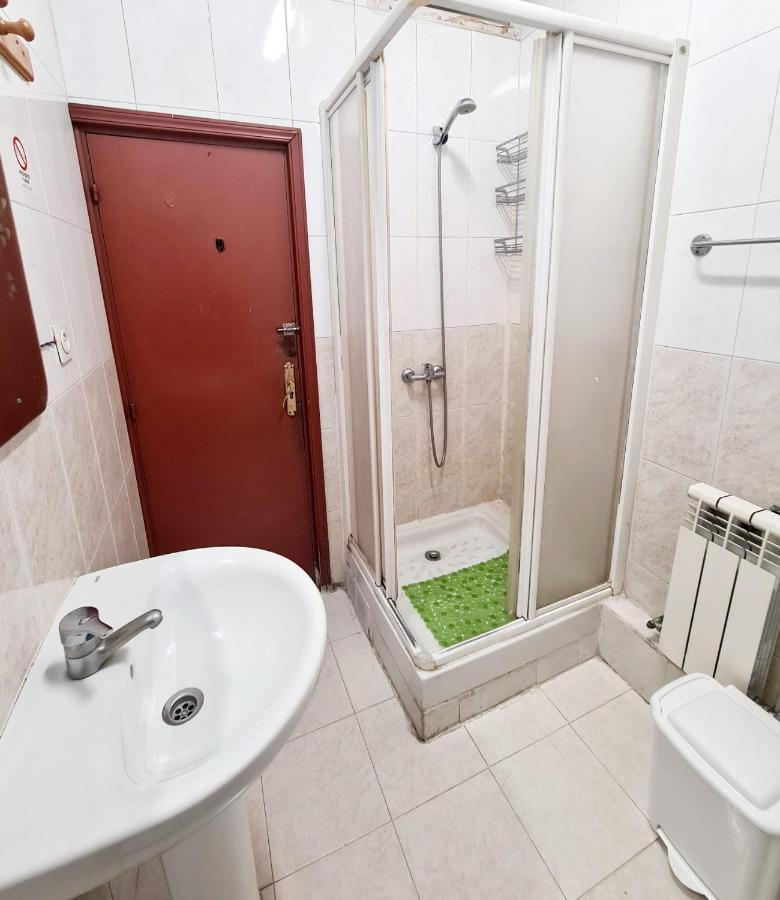 Economy Single Room