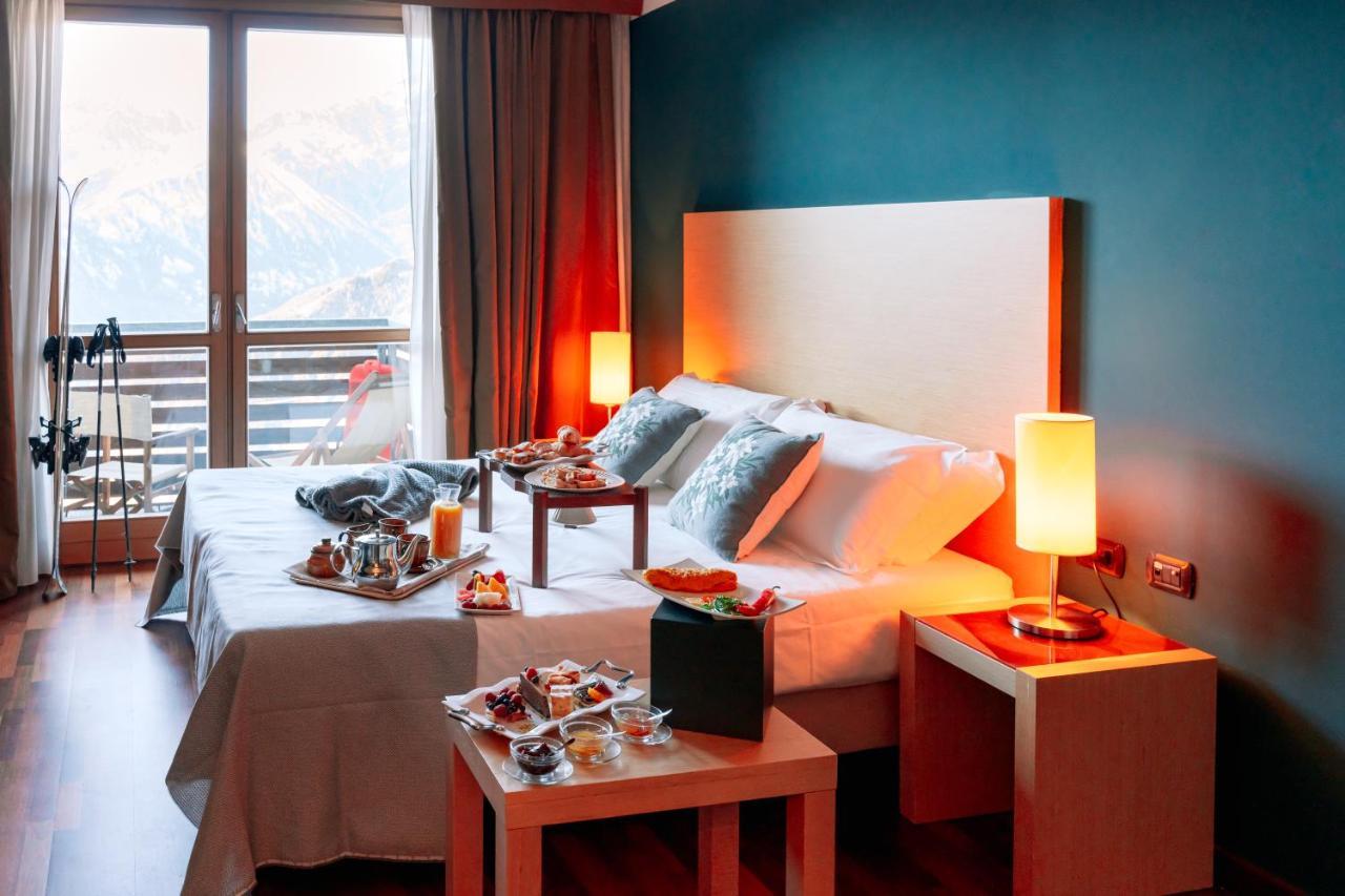 Double or Twin Room Mountain View