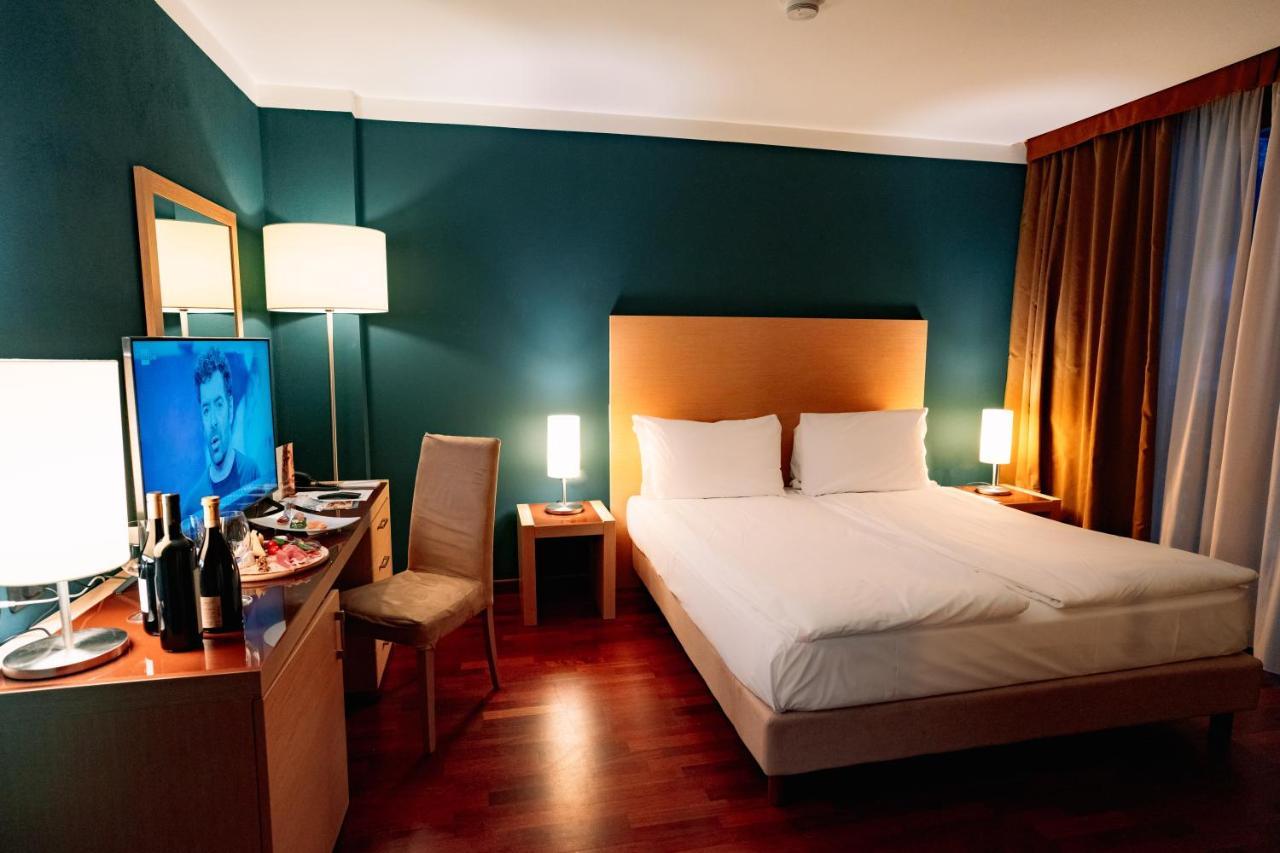 Double Room Forest View