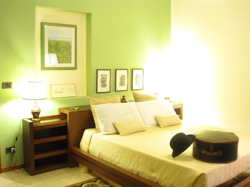 Double Room Private External Bathroom