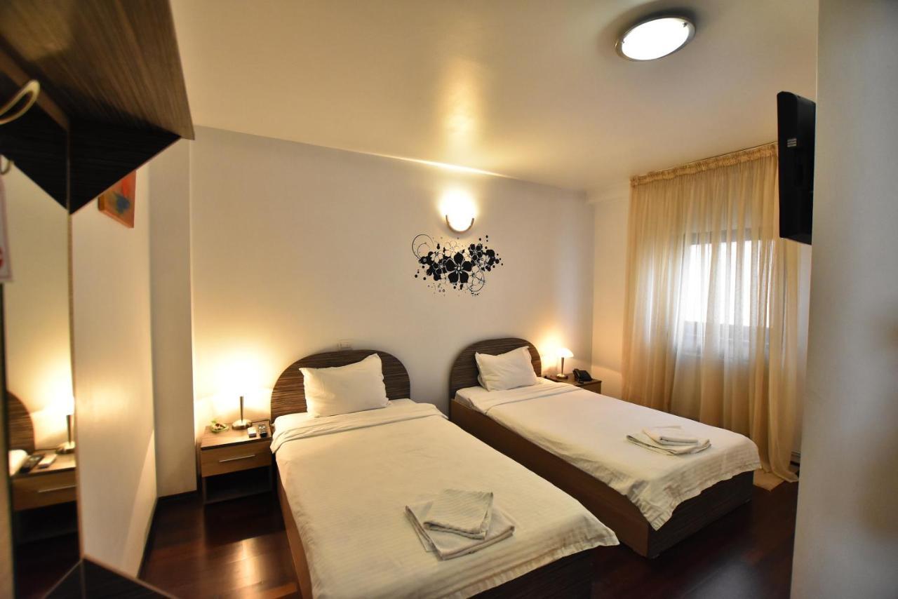 Standard Twin Room,1199918269:JPEG