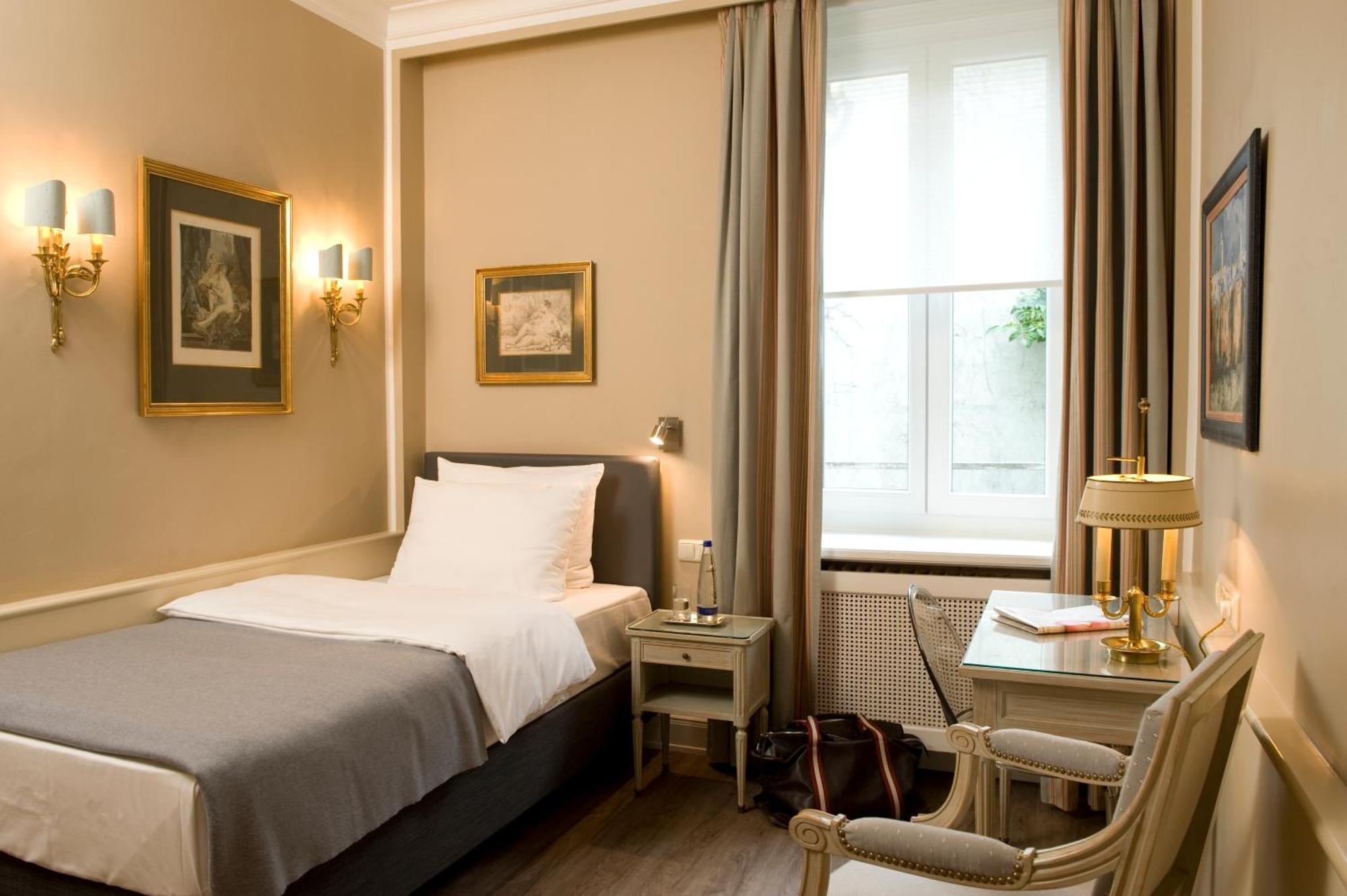 Single Room Garden View