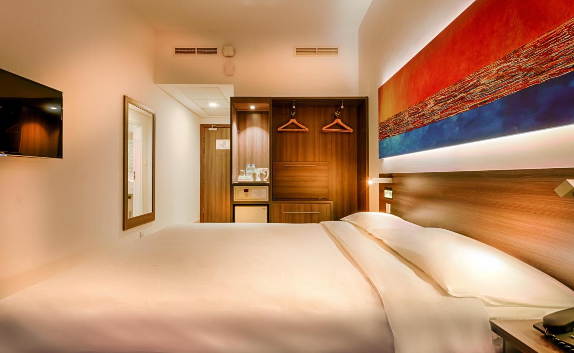 Double Room with 20% off F&B,1228317992:JPEG