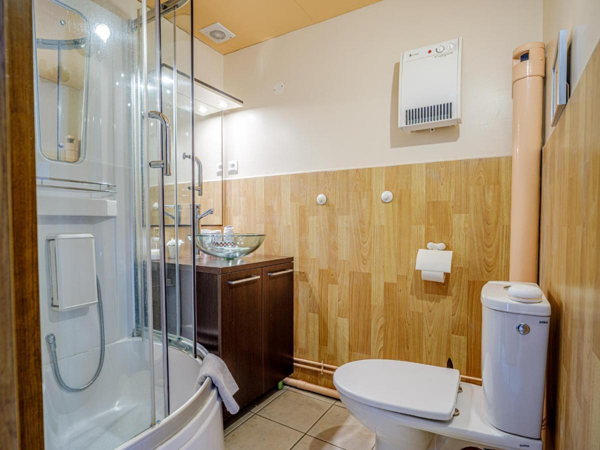 Triple Room Tower