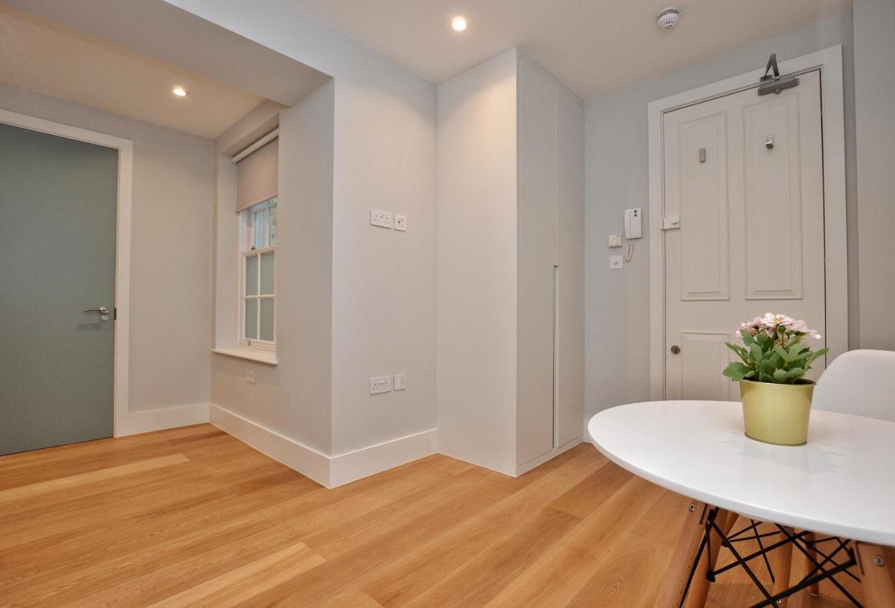 Lower Ground Floor Studio