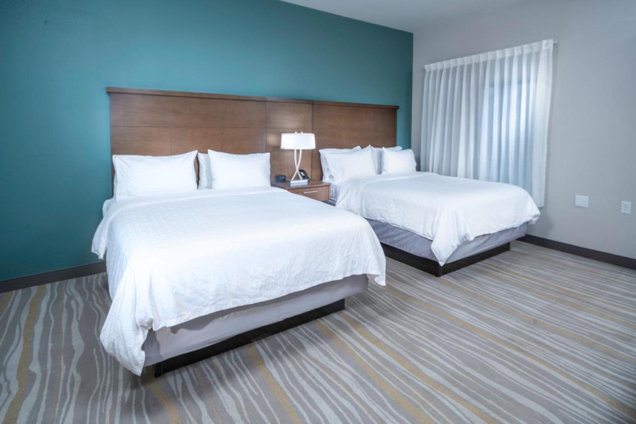 Queen Studio Suite with Two Queen Beds - Non-Smoking