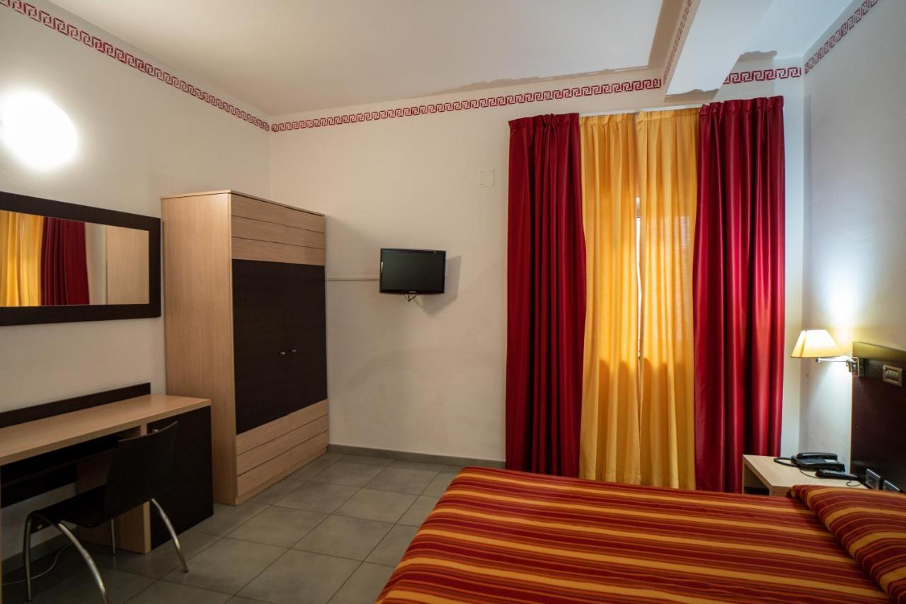 Standard Double Room,1259412937:JPEG