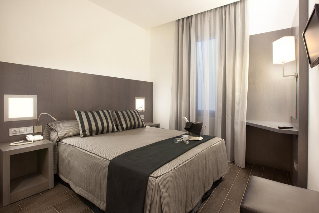 Superior Double or Twin Room Balcony,1432085272:JPEG