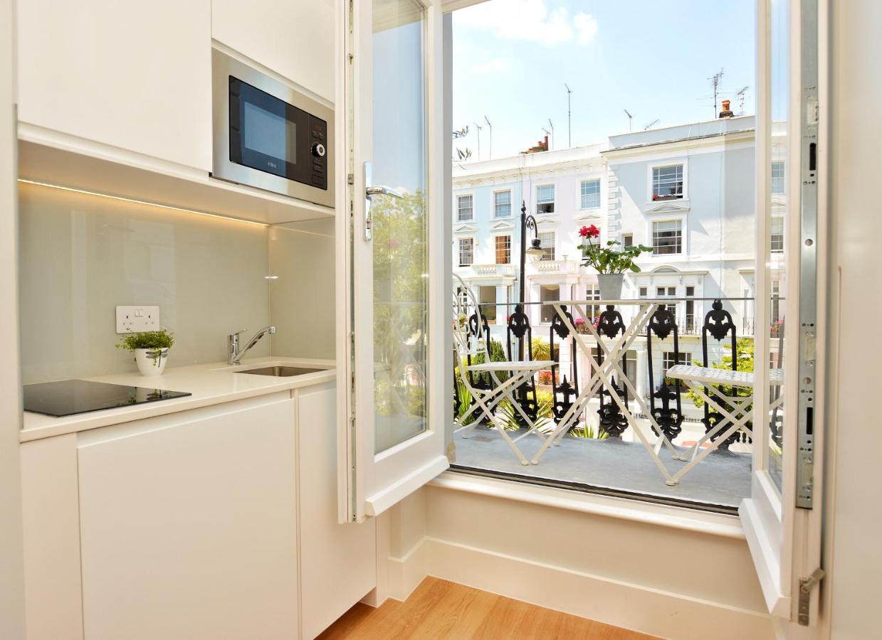 Studio Balcony