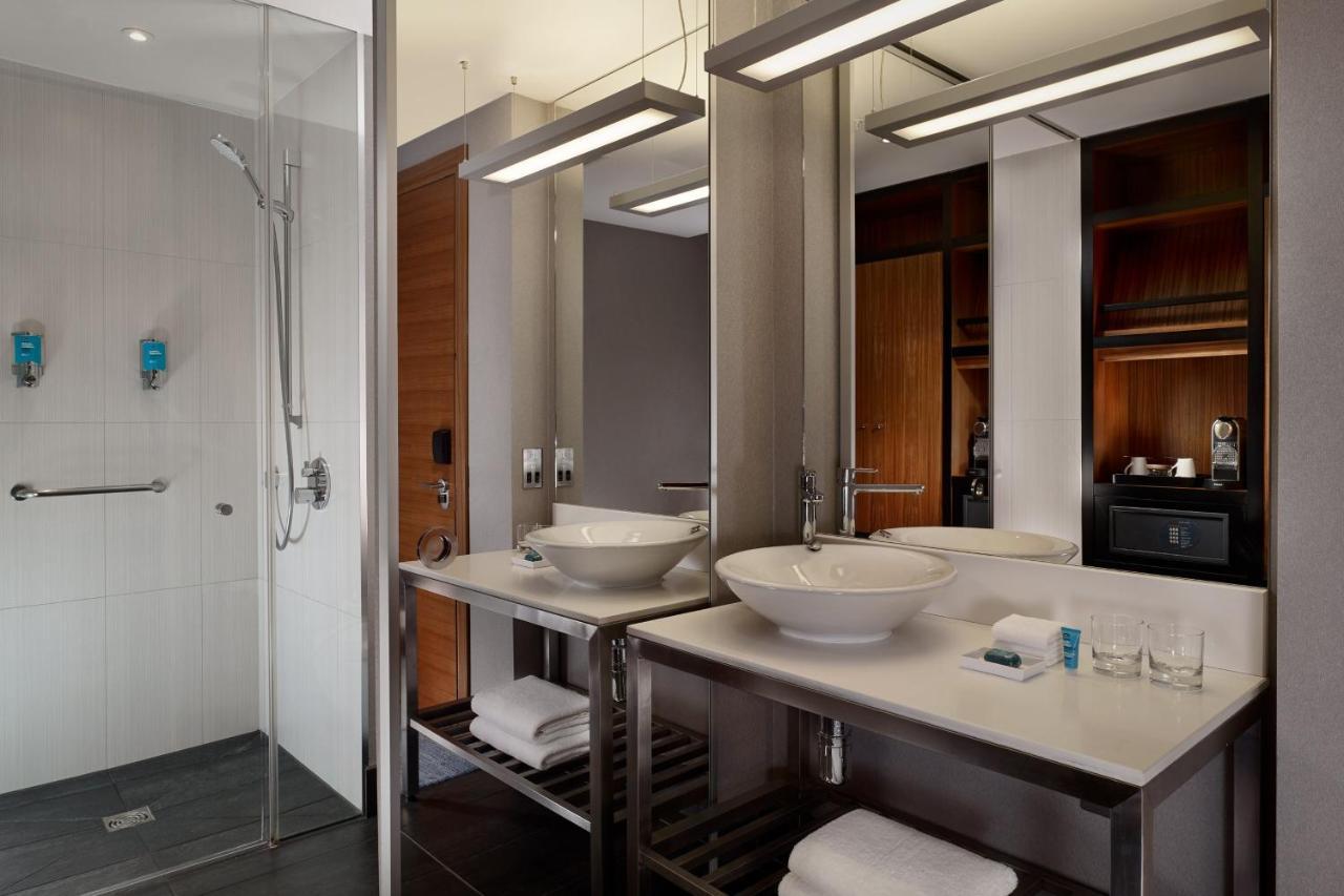 Urban Room, Guest room, 1 King, High Floor,1270967956:JPEG