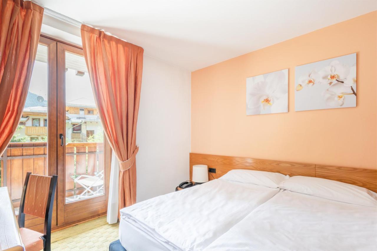 Double Room Mountain View