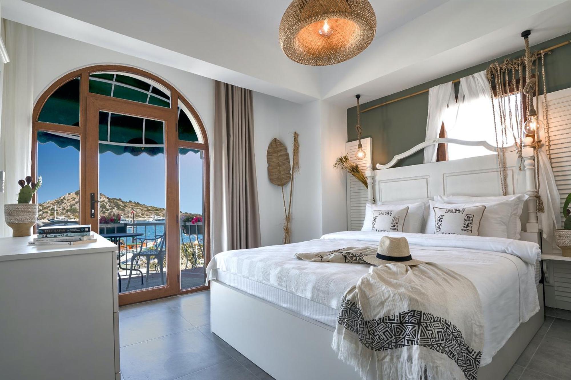 Double Room Balcony Sea View