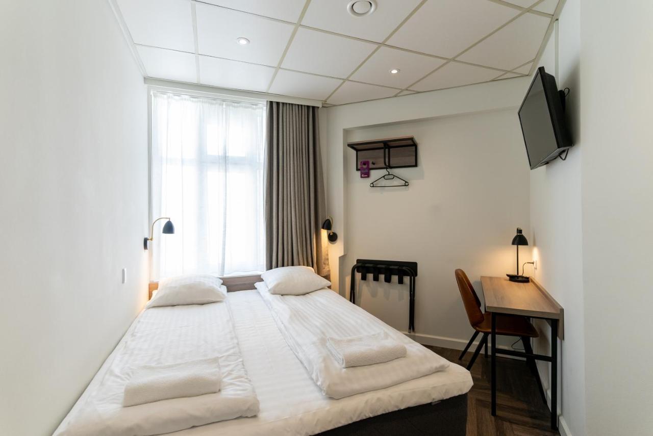 Standard Double Room Private Bathroom