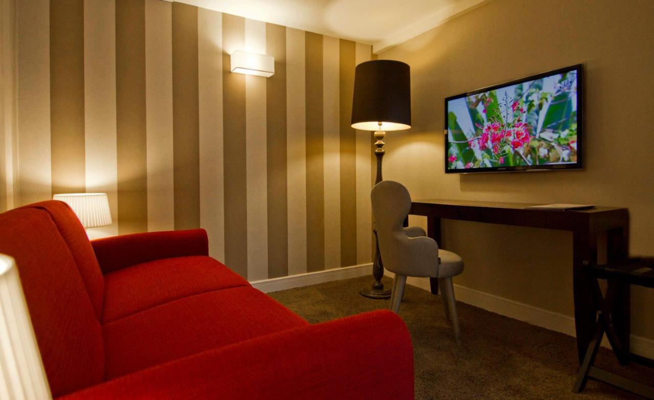 Club Double or Twin Room,1295754043:JPEG