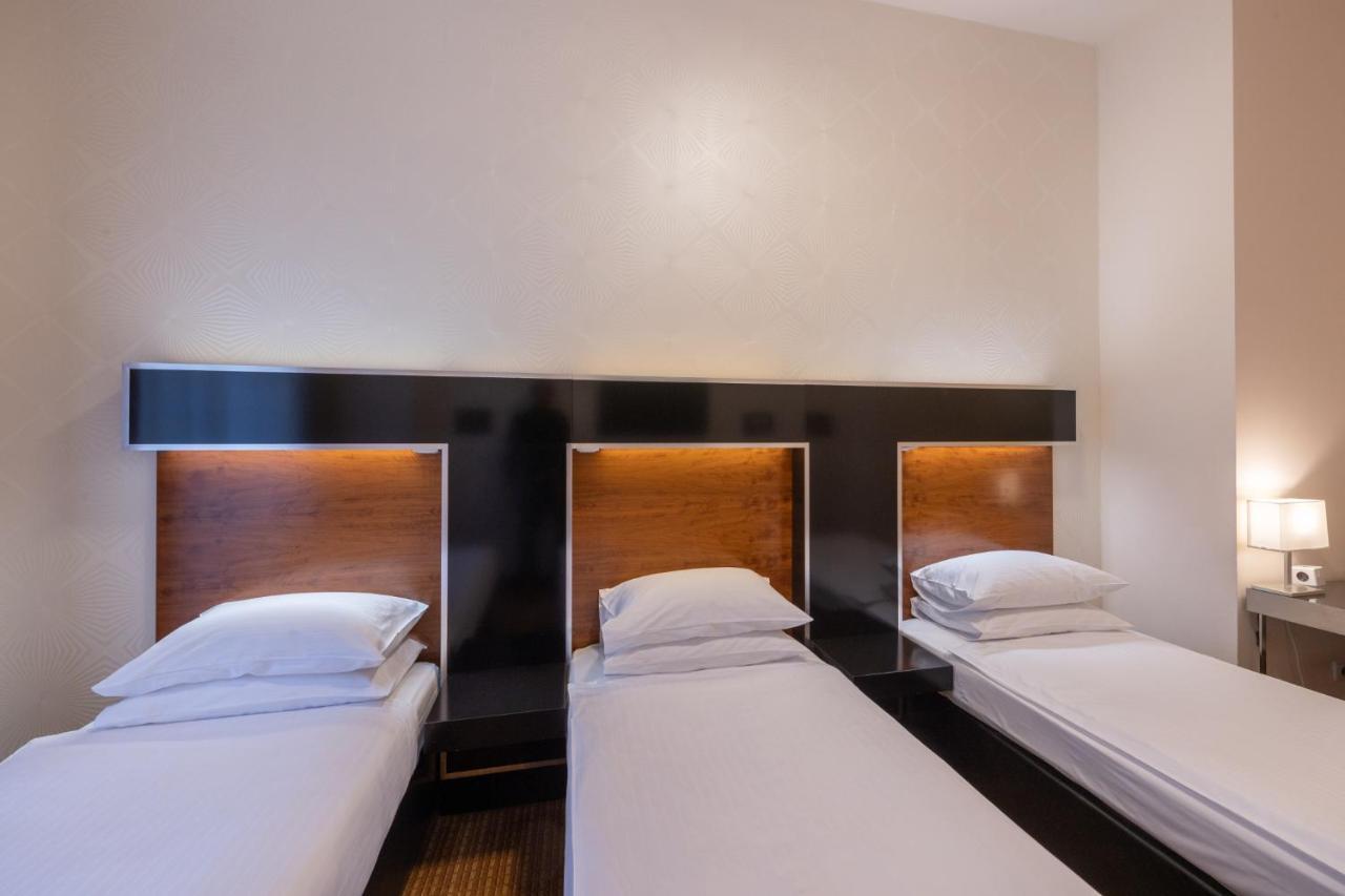 Chambre Double Supérieure avec Lit d'Appoint