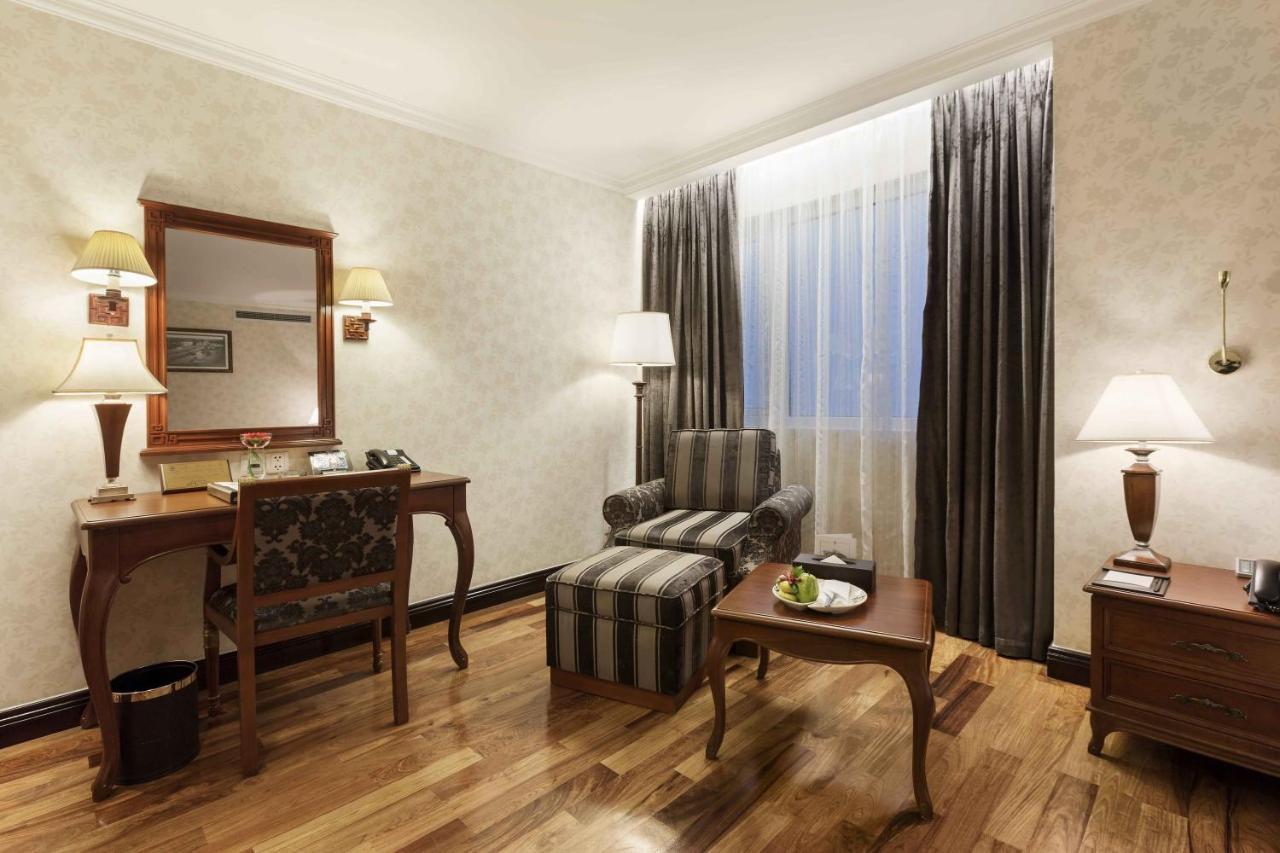 Premium King Room