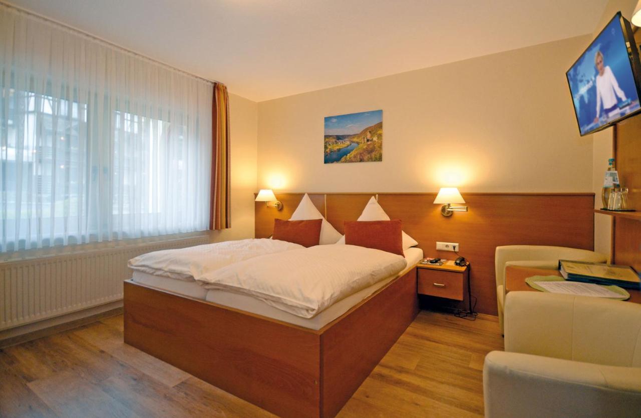Budget Double Room Annex