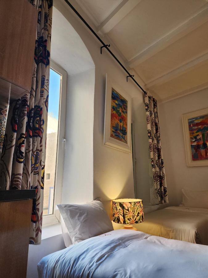 Suite Khamsa