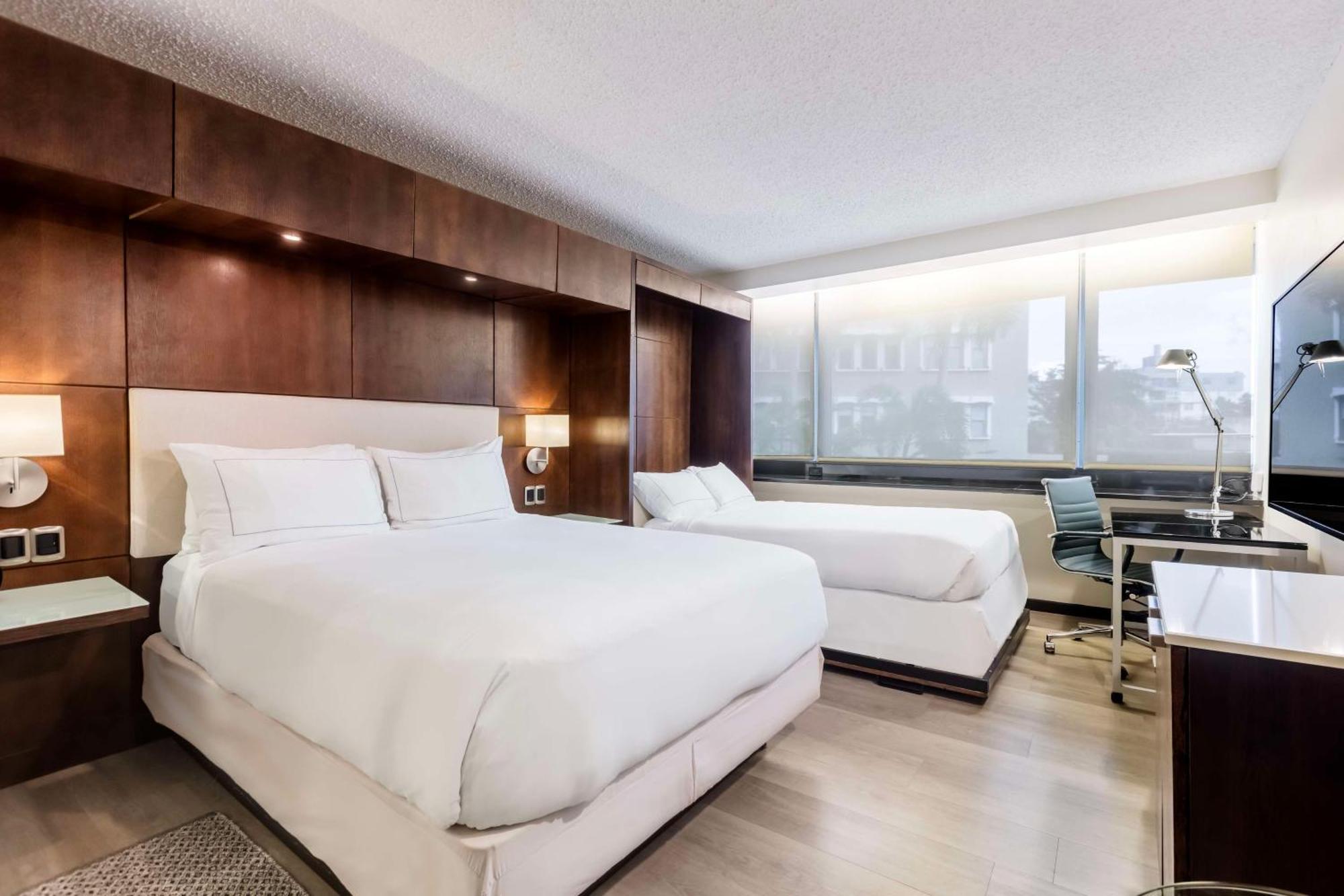 Queen Room Extra Double Bed Garden View