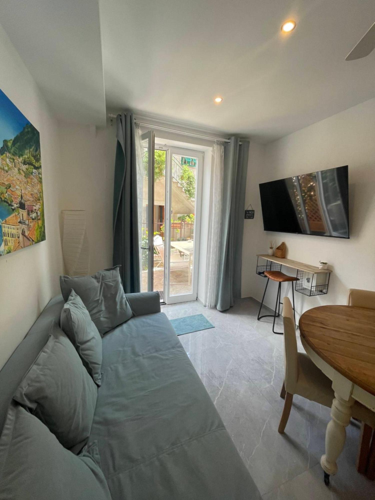 Quadruple Room Terrace