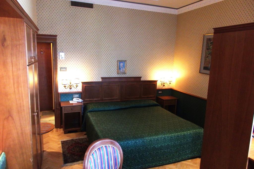 Double or Twin Room Terrace