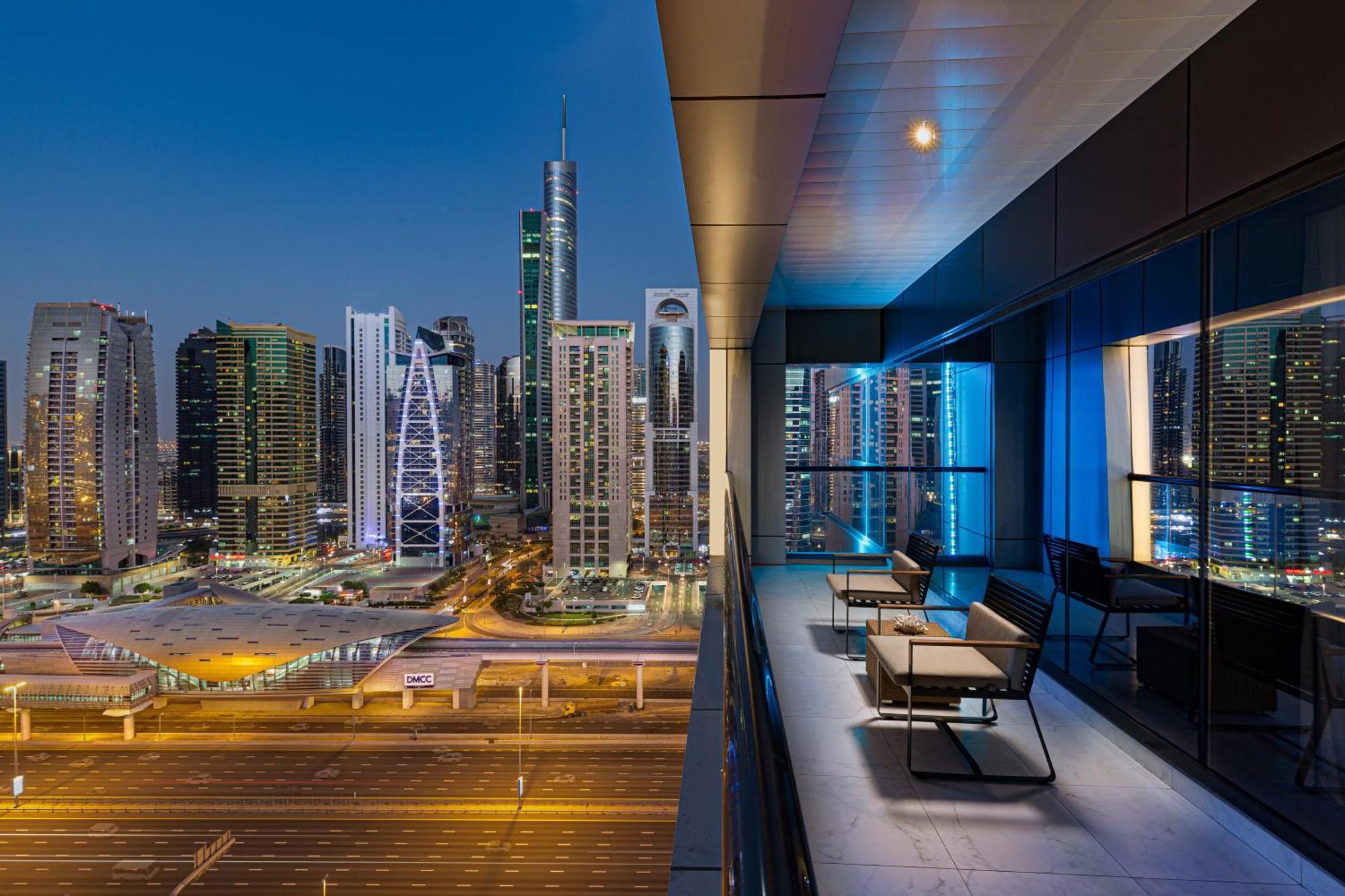 Deluxe King Room Balcony