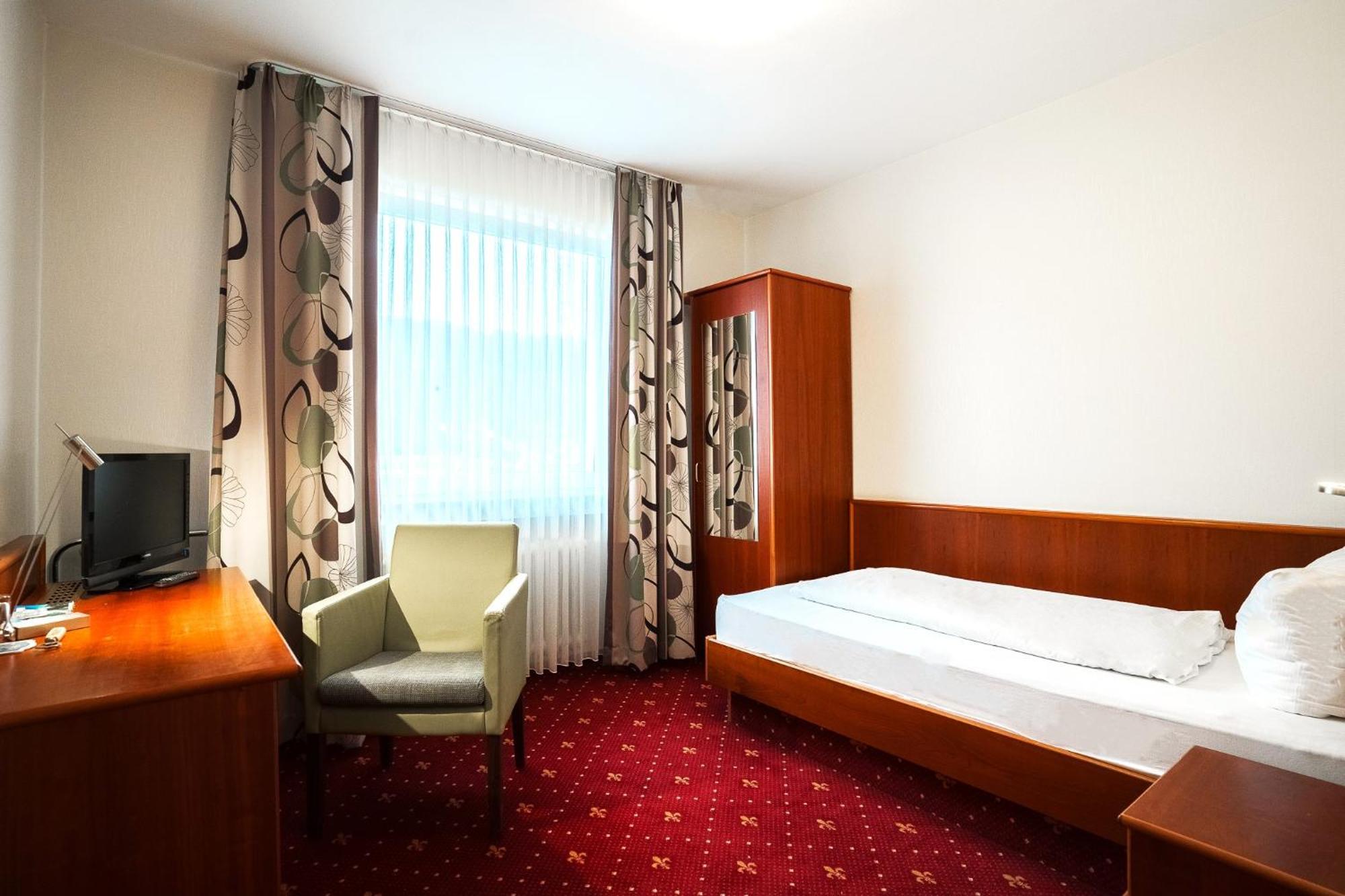 Standard Single Room