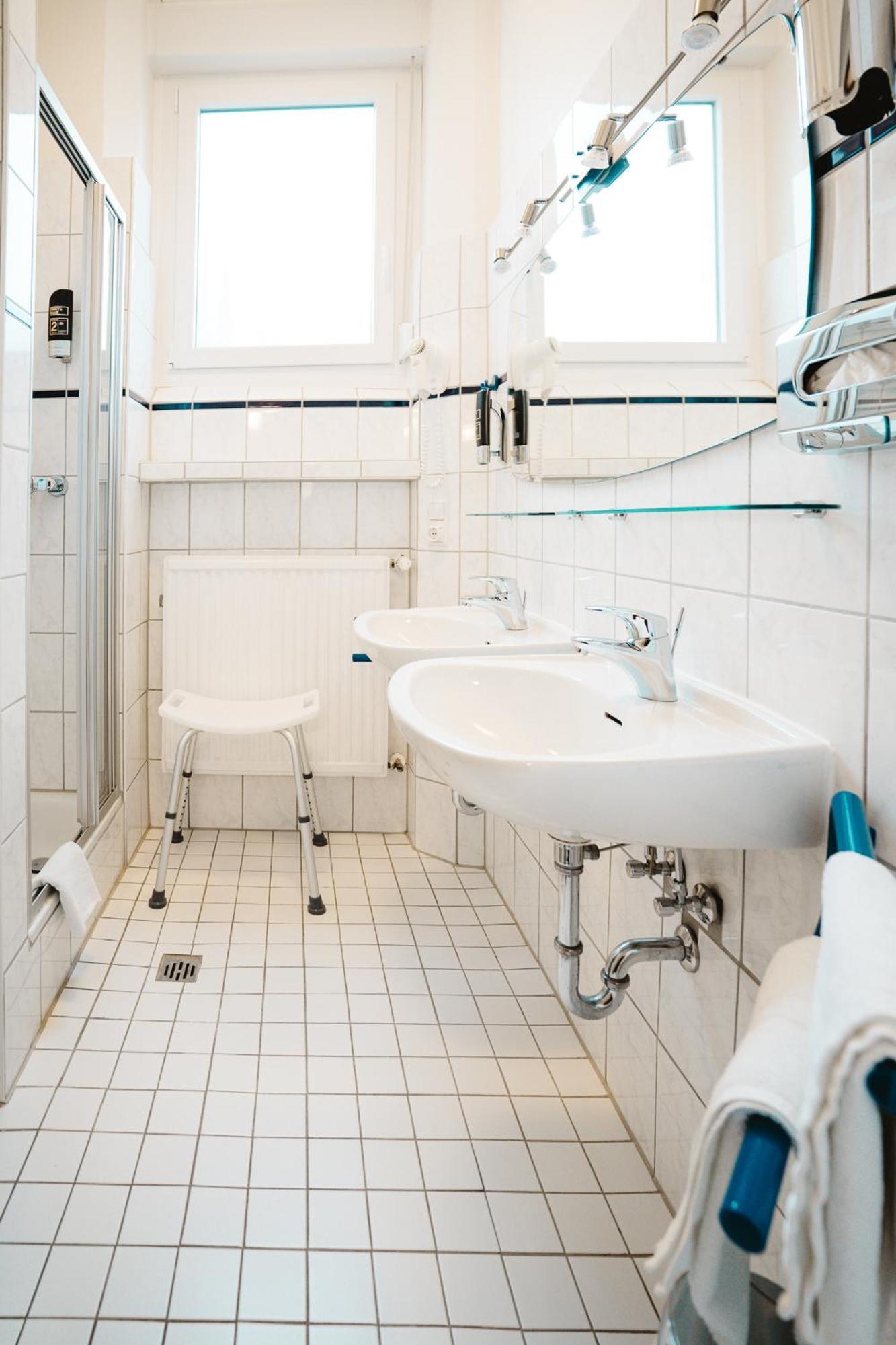 Triple Room Private Bathroom