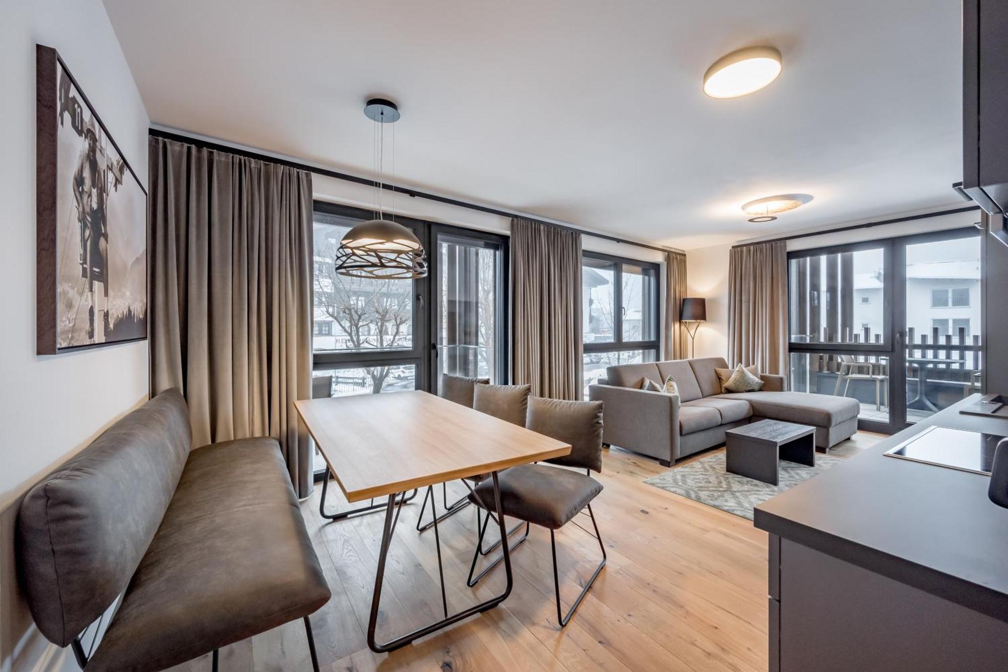 Deluxe Apartment