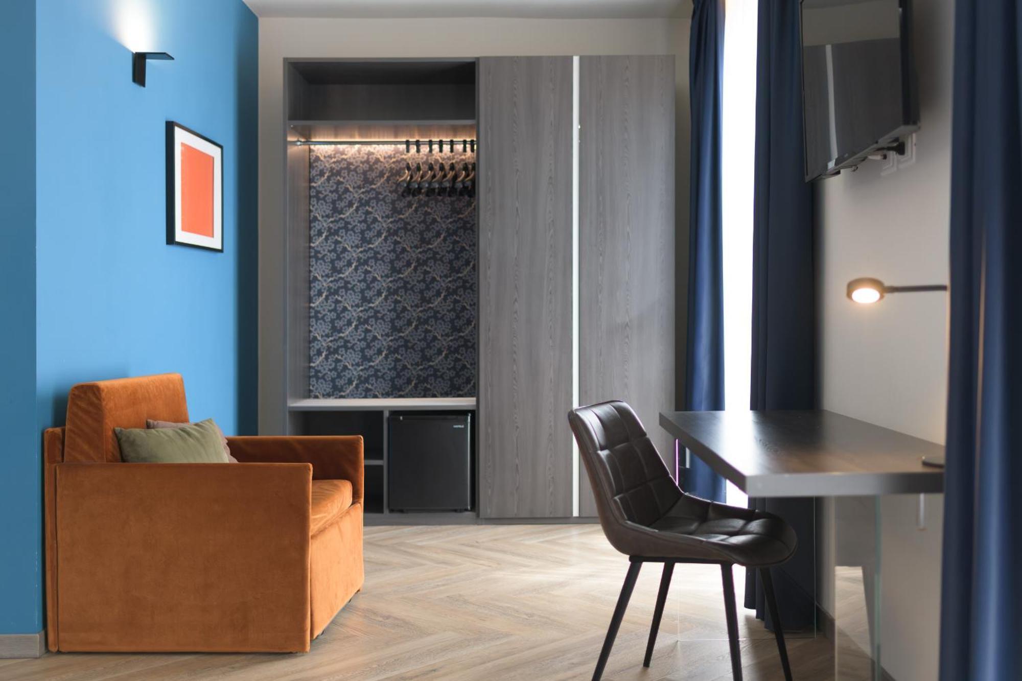 Deluxe Double Room with Extra Bed,1531480036:JPEG