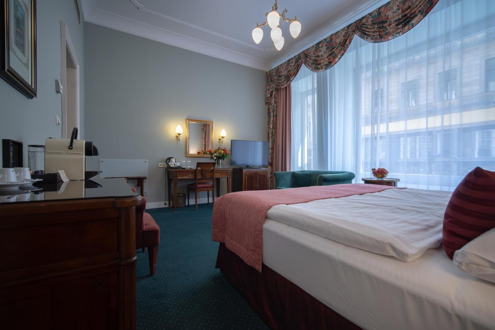 Superior Double Room,1544266945:JPEG