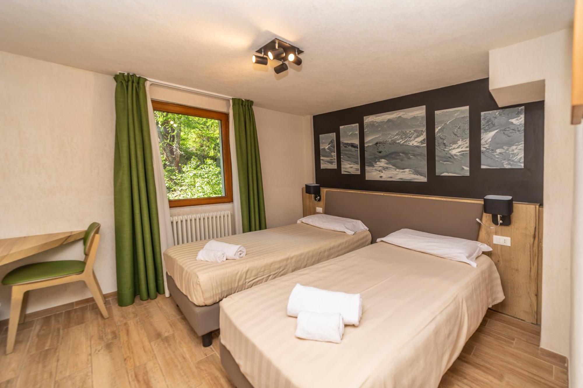 Double or Twin Room with Private Bathroom,1588377365:JPEG