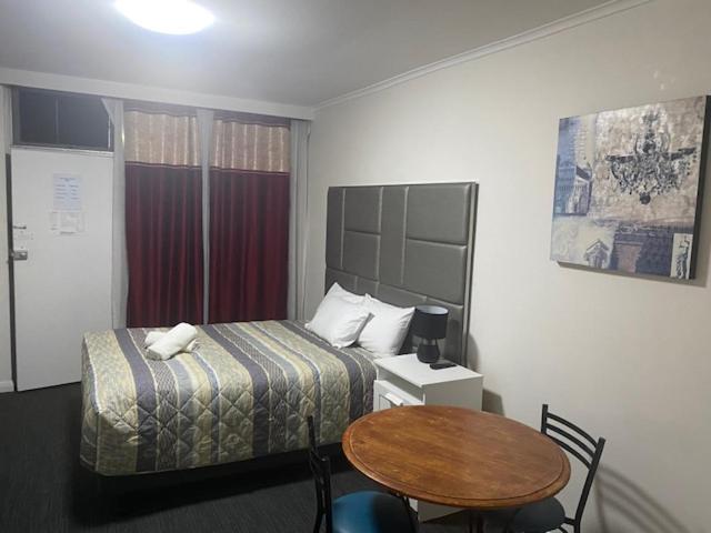 Standard Double Room Spa Bath,1538860780:JPEG