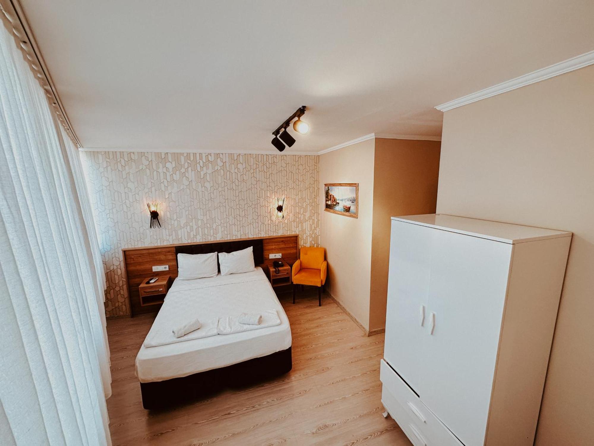 Standard Double Room,1548101335:JPEG