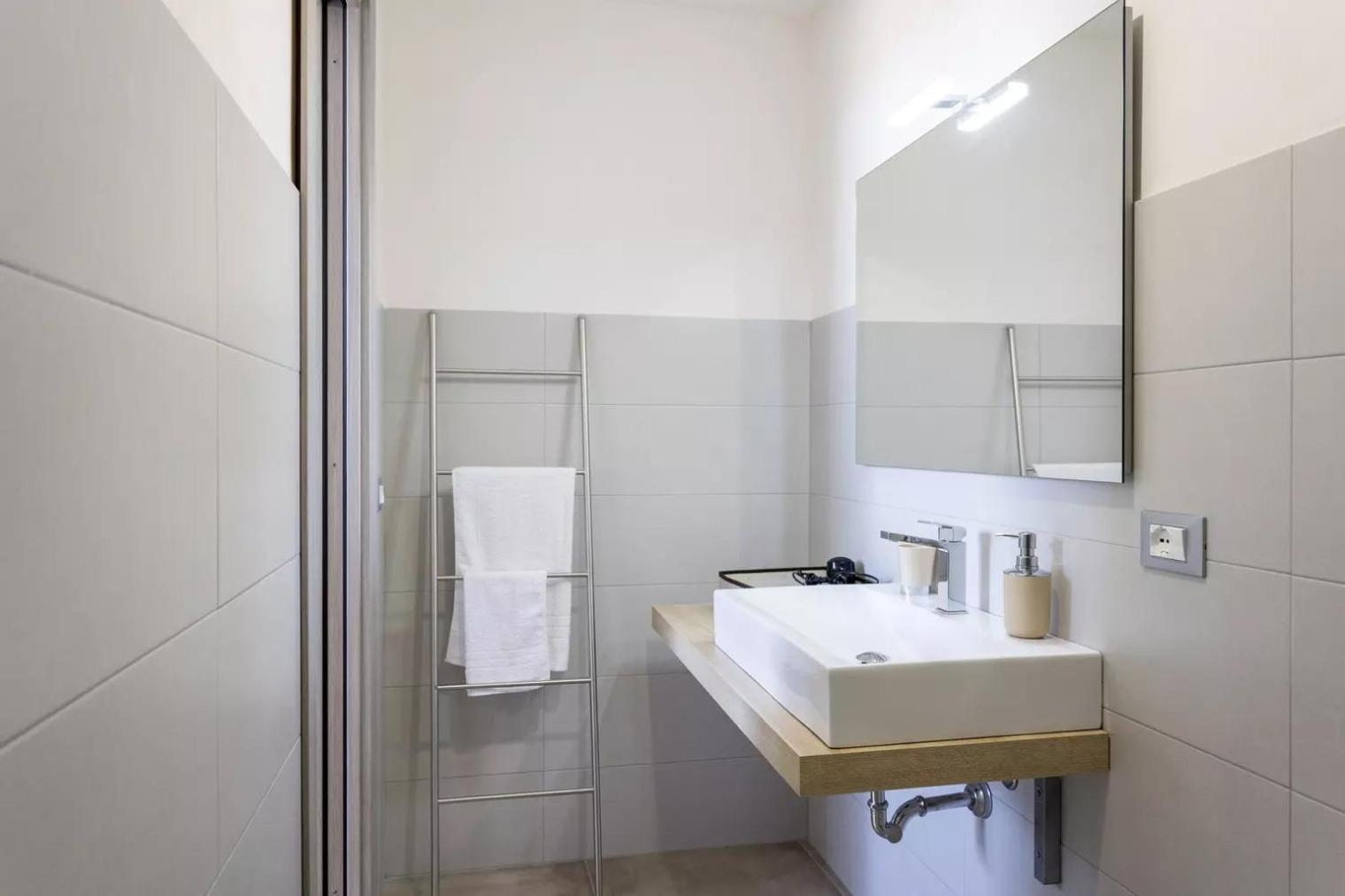 Camera Matrimoniale con Bagno Privato