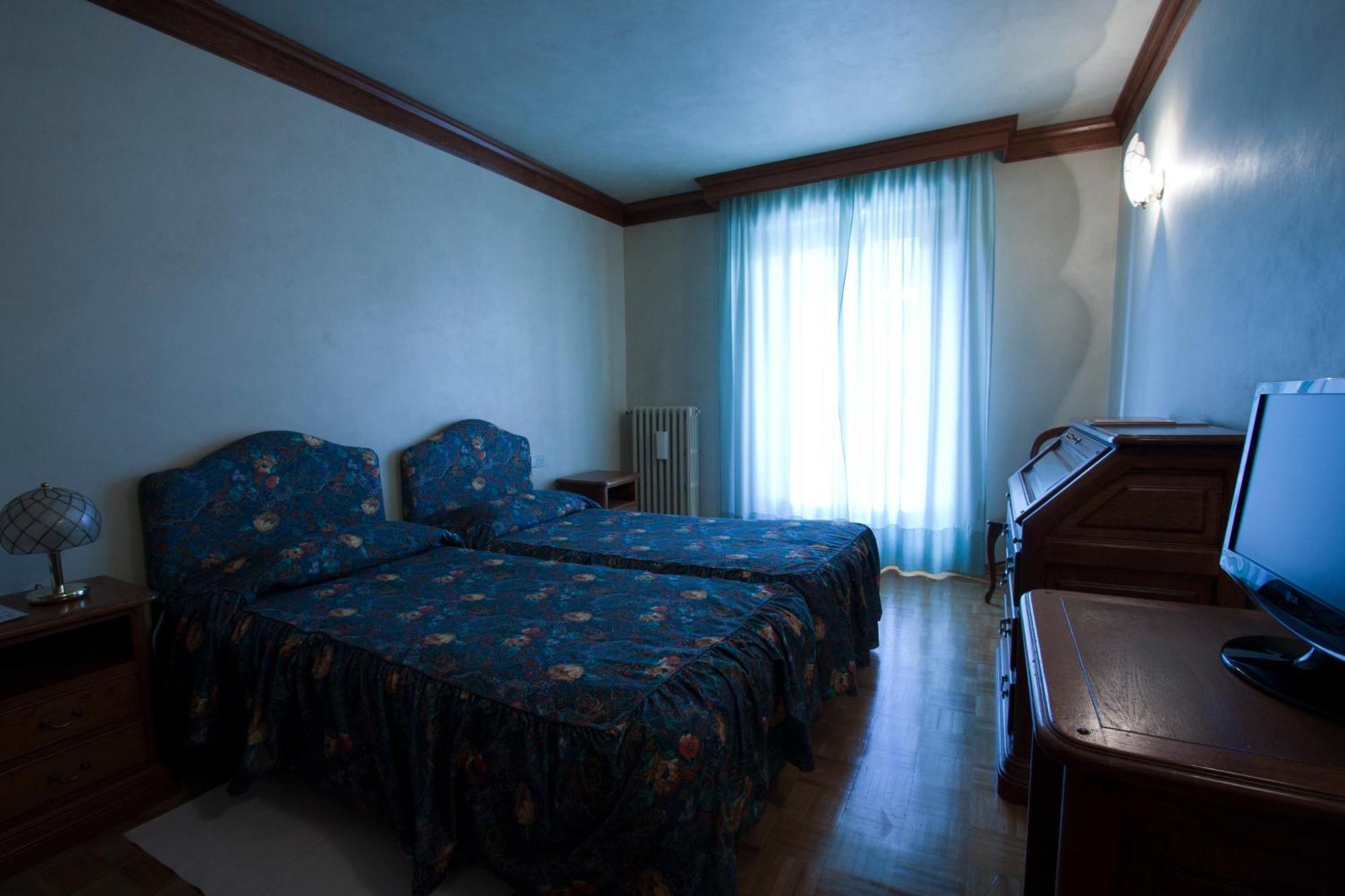 Double or Twin Room Balcony