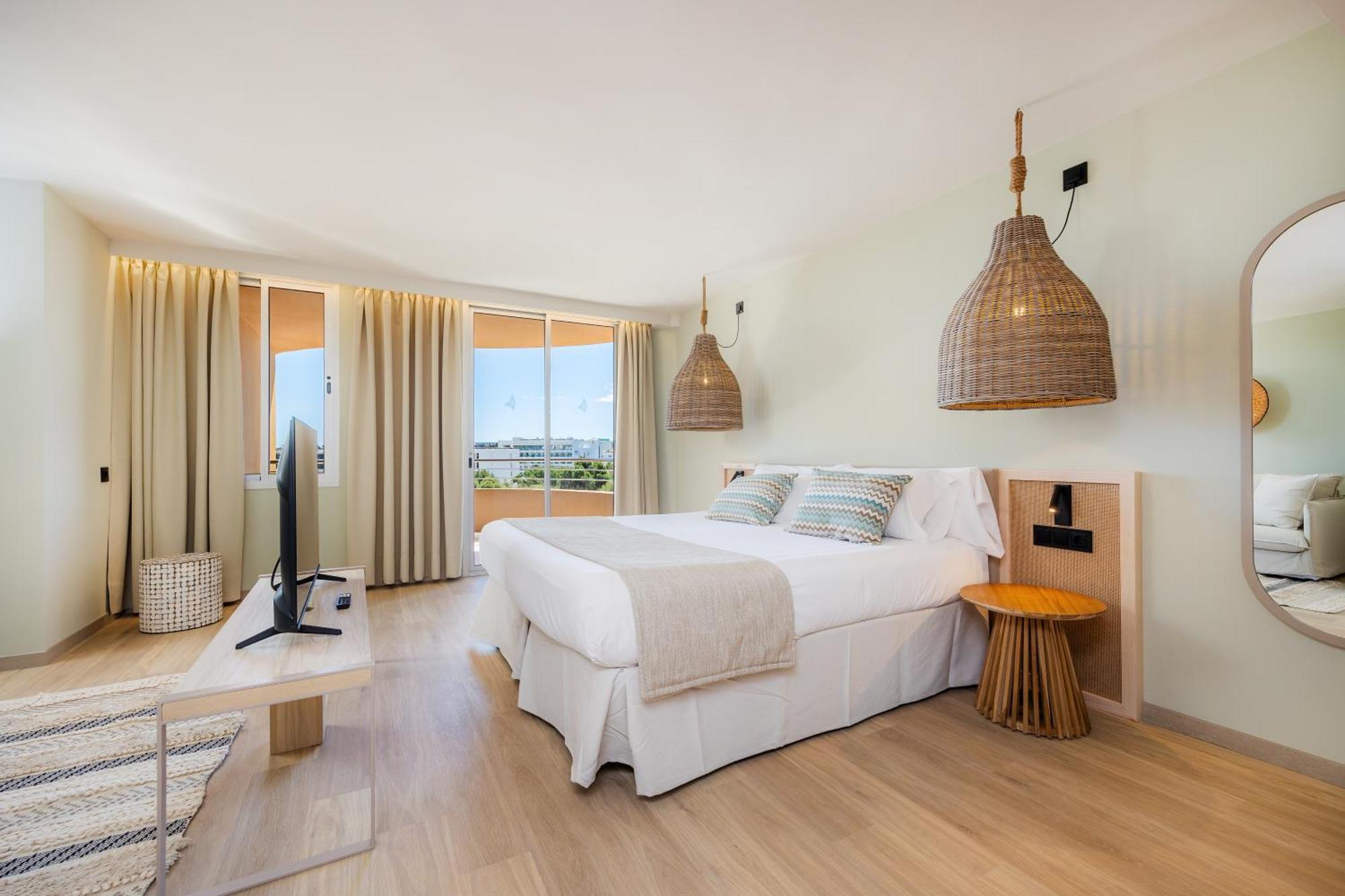 Junior Suite Balcony