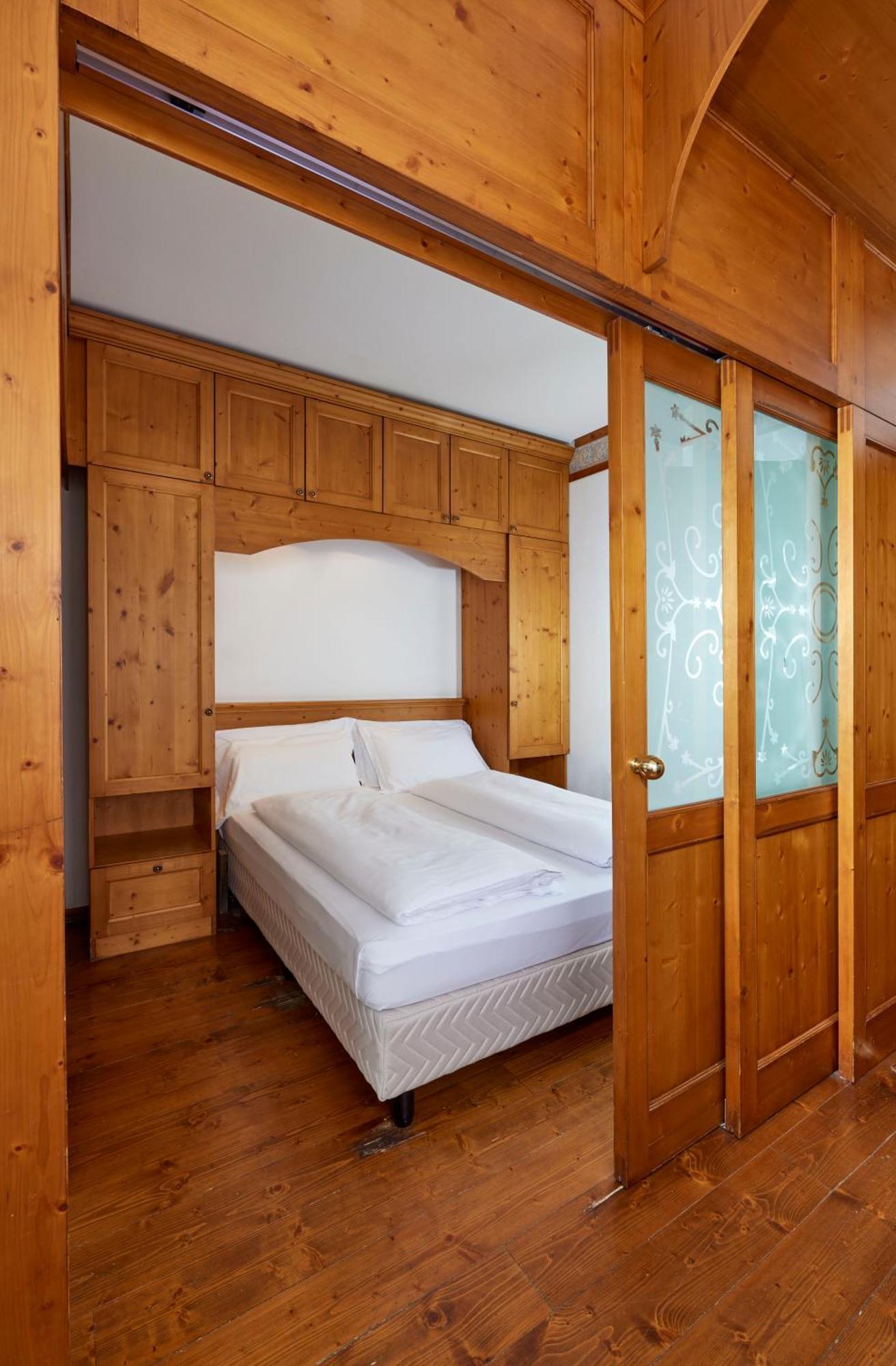 Standard Room Lake View