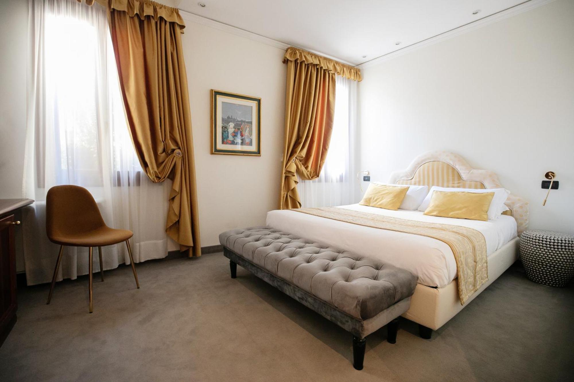 Classic Double Room