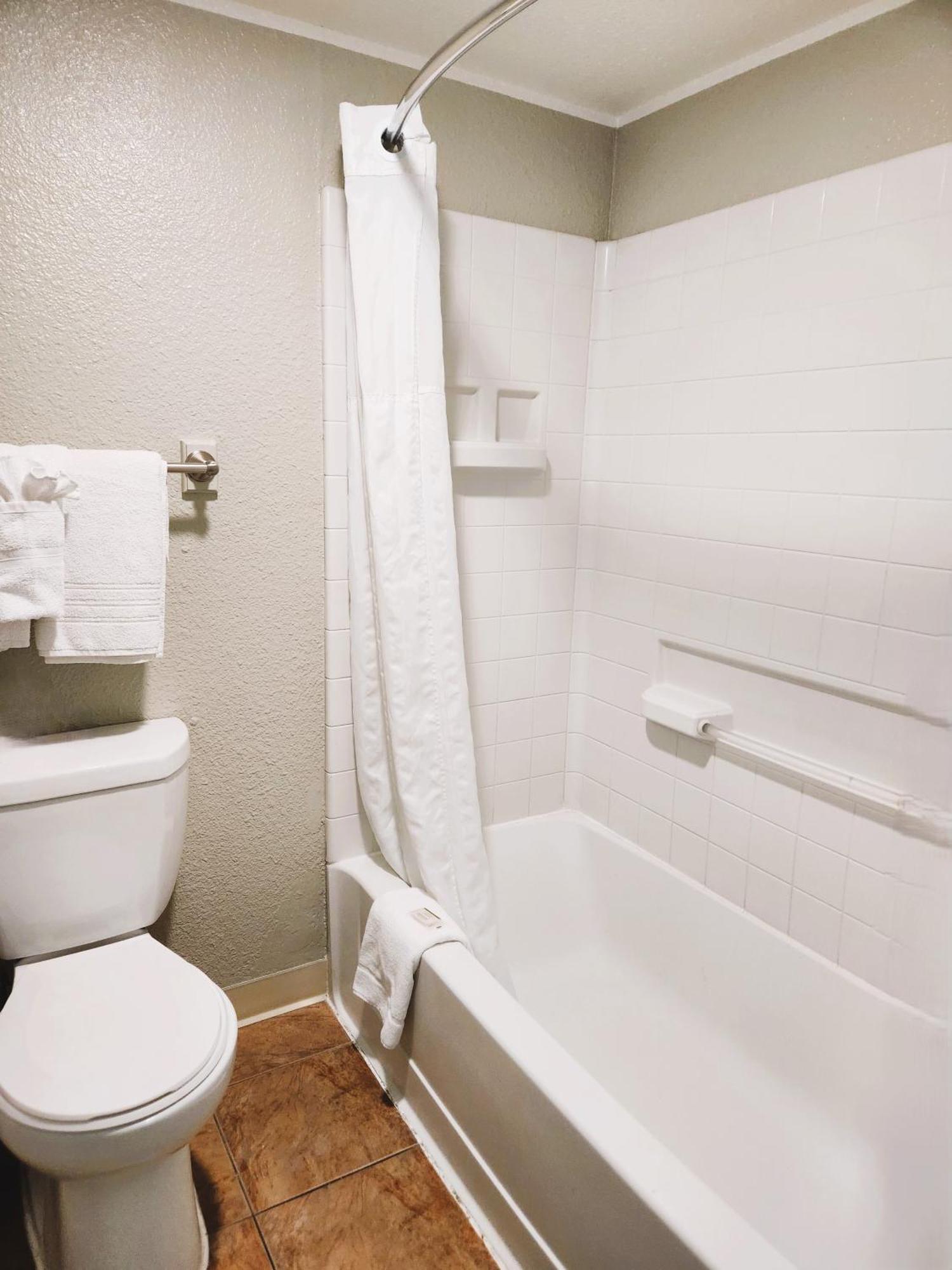 Double Room Two Double Beds Non-Smoking