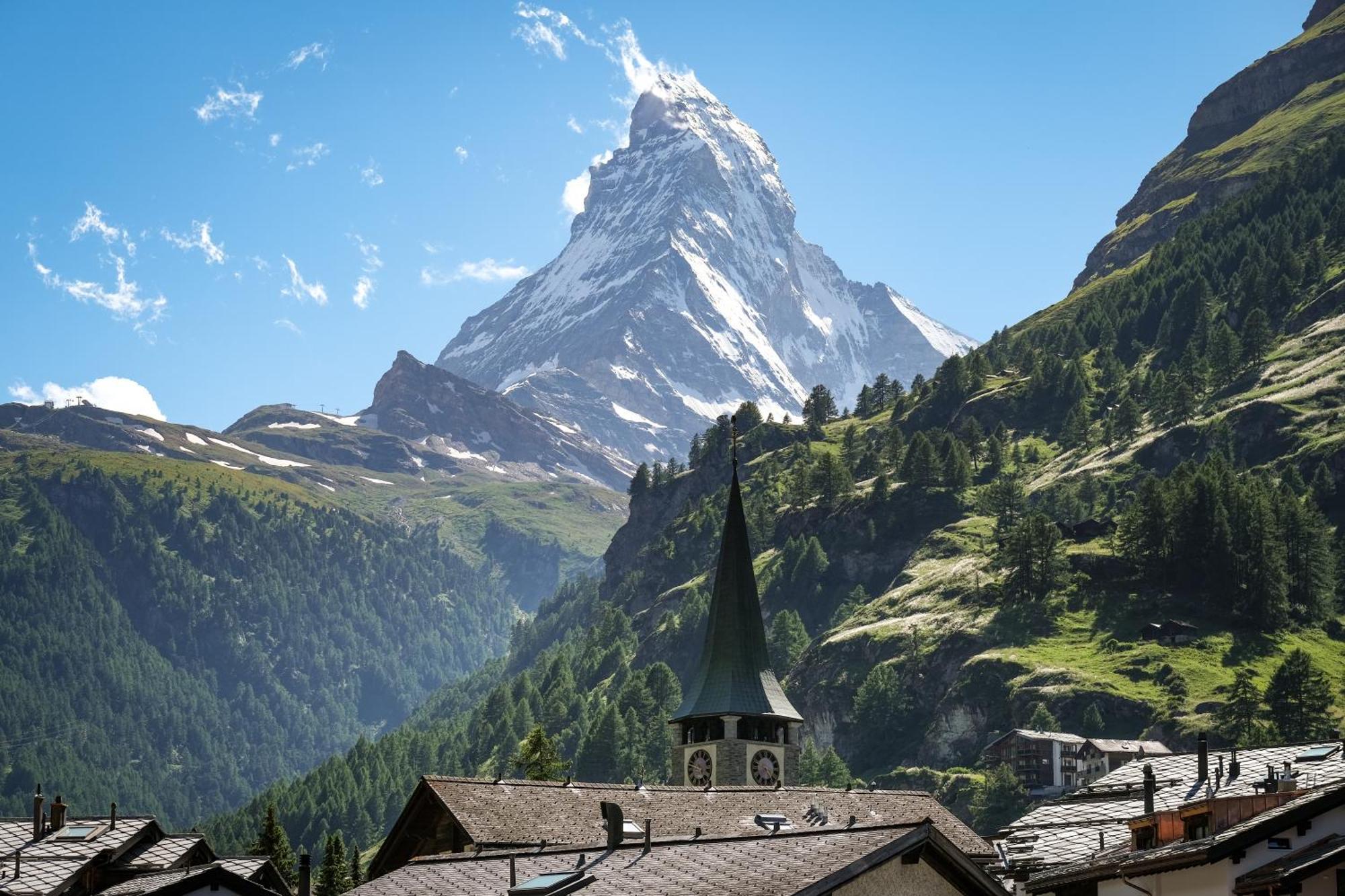 Double Room Balcony Matterhorn View